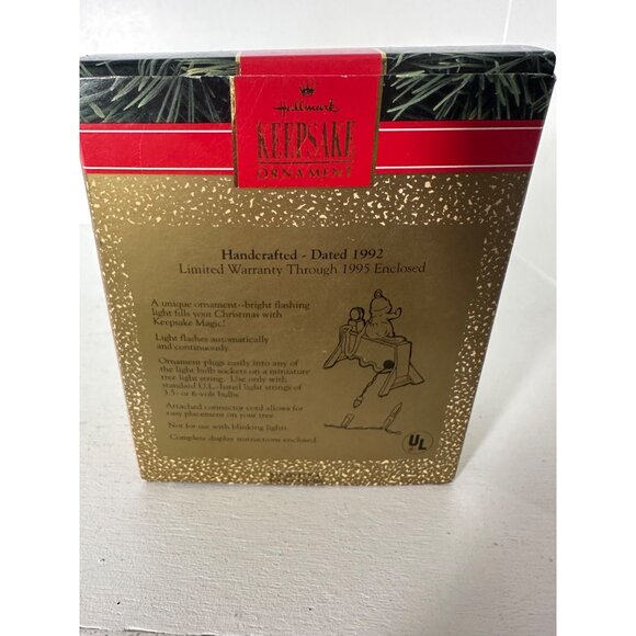 Hallmark Keepsake 1992 Magic Flashing Light Ornament Under Construction Bear - Picture 2 of 3